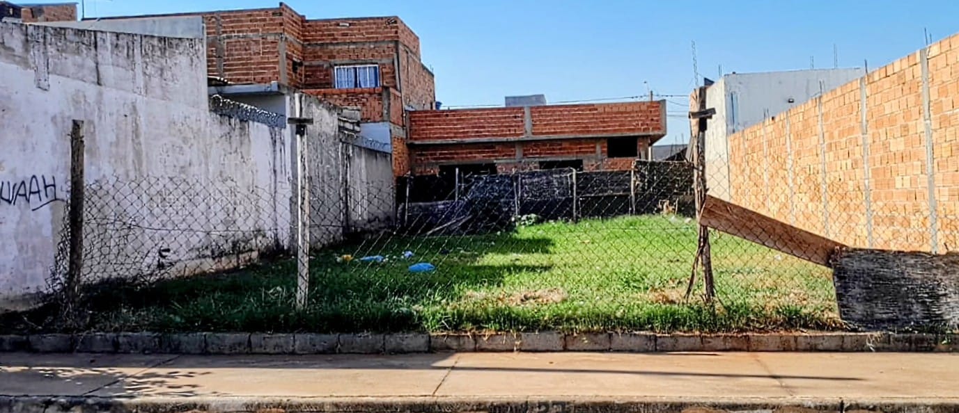 LOTE 002 03 27