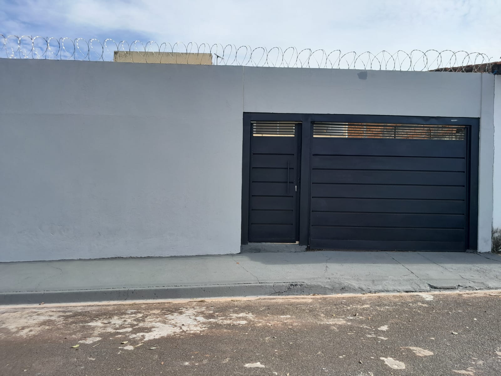 LOTE 002 04 47