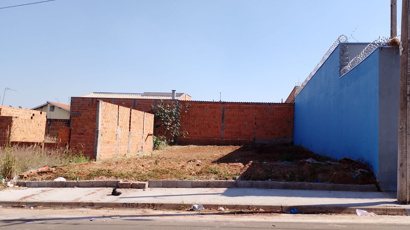 LOTE 003 15 279