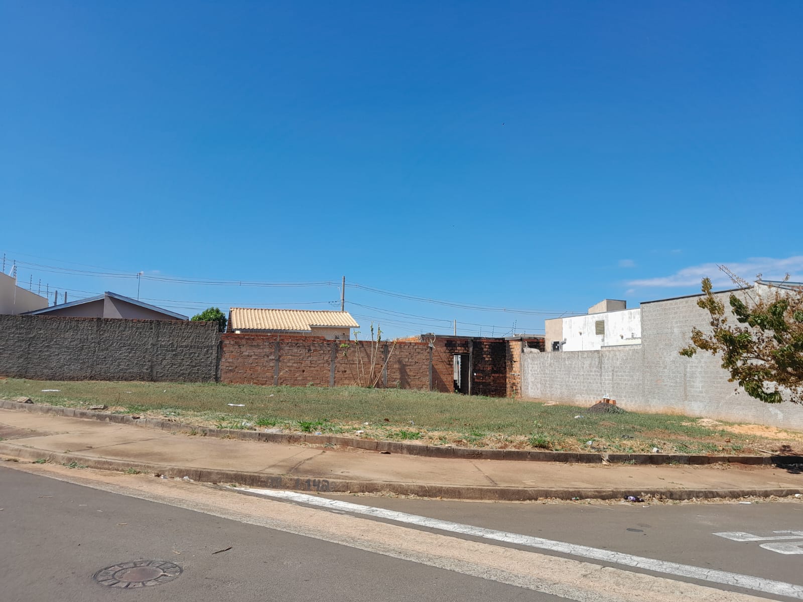 LOTE 003 08 142
